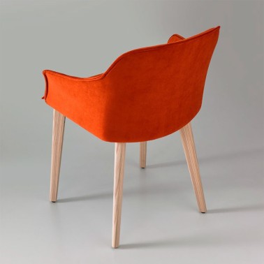 SILLA KEDUA CON PATAS MADERA BY MOBLIBERICA