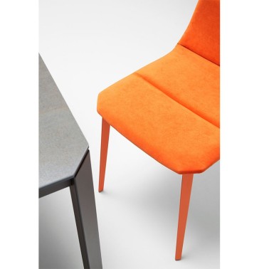 SILLA SALT 2 CARCASA TAPIZADA Y PATAS METALICAS BY MOBLIBERICA