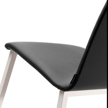 SILLA SIERO CARCASA TAPIZADA Y PATAS METALICAS BY MOBLIBERICA