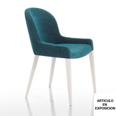 Silla con tapizado en tela Mystic de Aquaclean