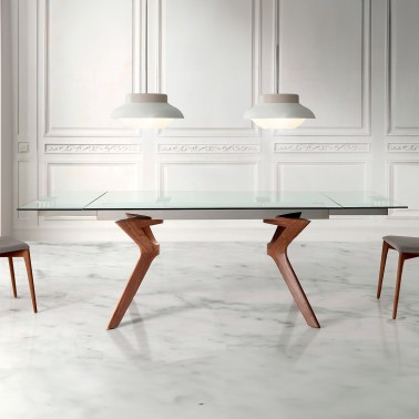 Mesa de comedor con cristal y patas de madera