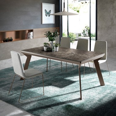 Mesa de comedor Velvet de Ramiro Tarazona