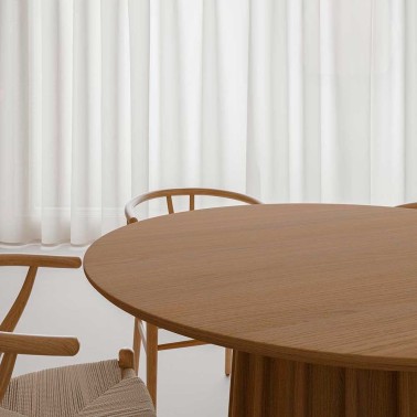 Mesa redonda fija en roble LORENZA