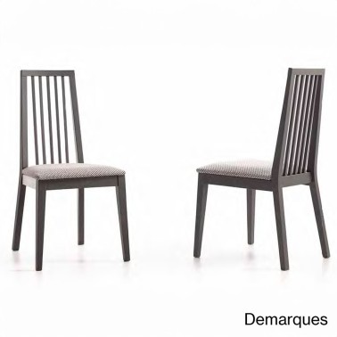 Silla tapizada con respaldo de madera BARRA