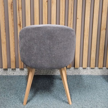 Silla tapizada pata nordica de madera DOMO