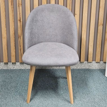 Silla tapizada pata nordica de madera DOMO