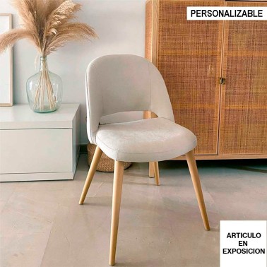 Silla tapizada Cassia A con patas de madera