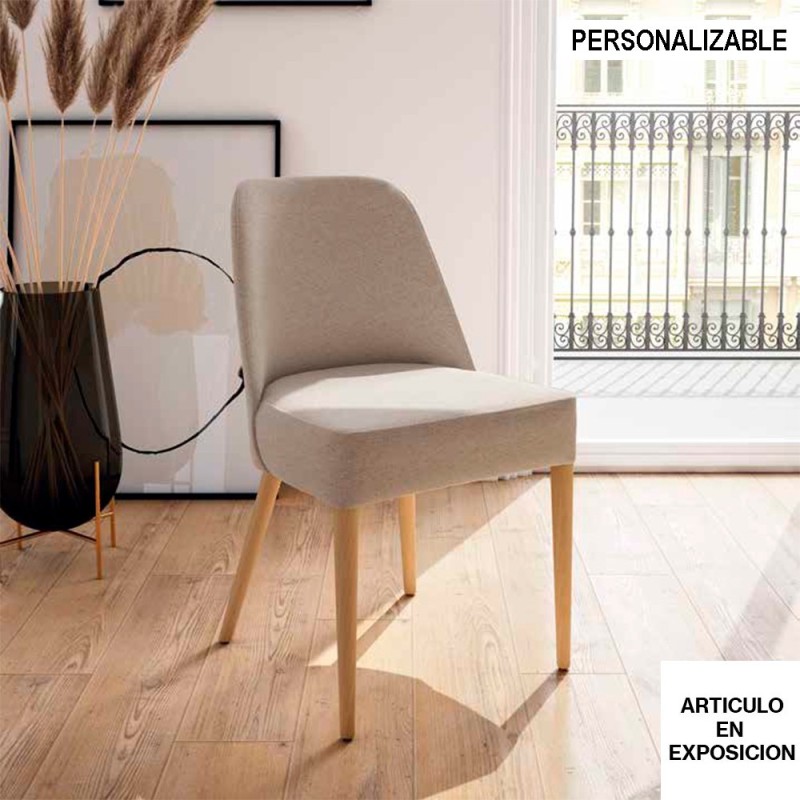 Silla comedor tapizada patas madera SCOTT de Rodri Diseño