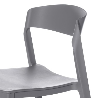Silla gris apilable en polipropileno ADELYN