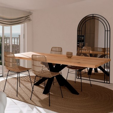 Mesa de comedor madera maciza y patas metalicas negras Grace