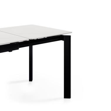 Mesa de comedor extensible porcelanico Constance blanco/negro