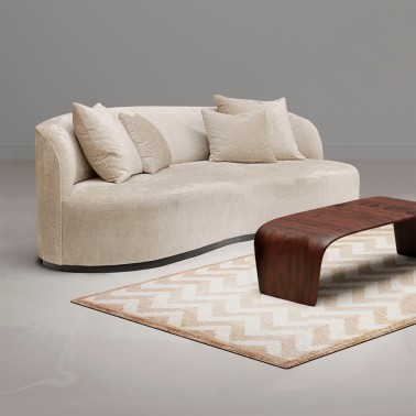 Sofa moderno con patas metalicas altas Robert de Manuel Larraga