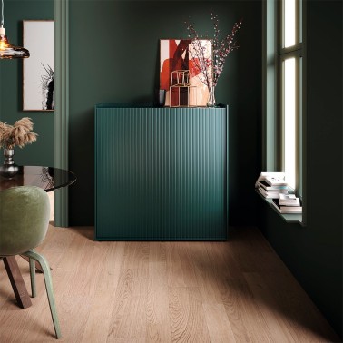 Aparador alto Chelsea 2 puertas alistonadas 123 cm Soho  RP112