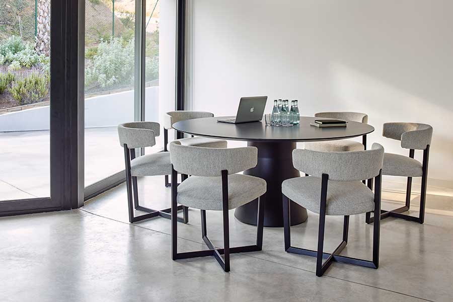 Mesa de comedor redonda de diseño moderno