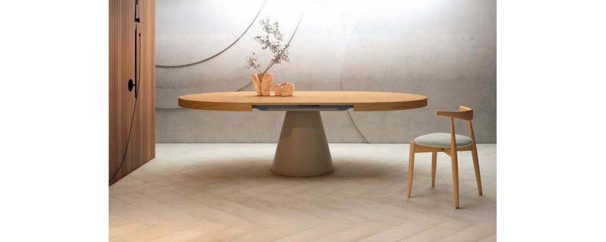 Cuándo poner una mesa de comedor redonda extensible de madera en tu comedor