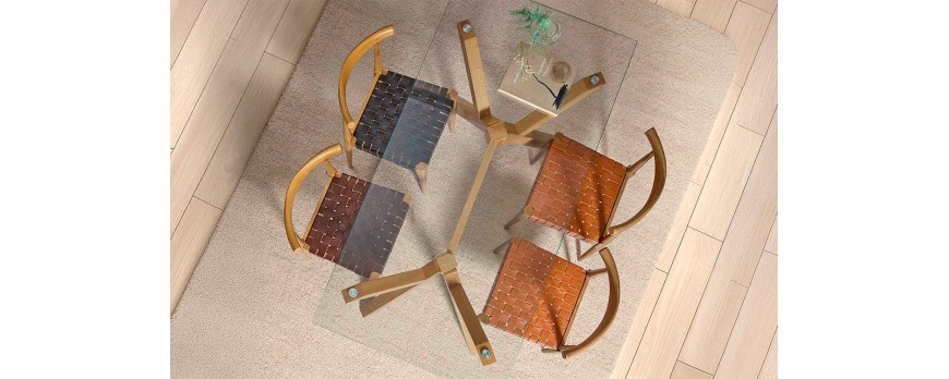 Por qué poner una mesa de comedor de cristal en un comedor con poca luz