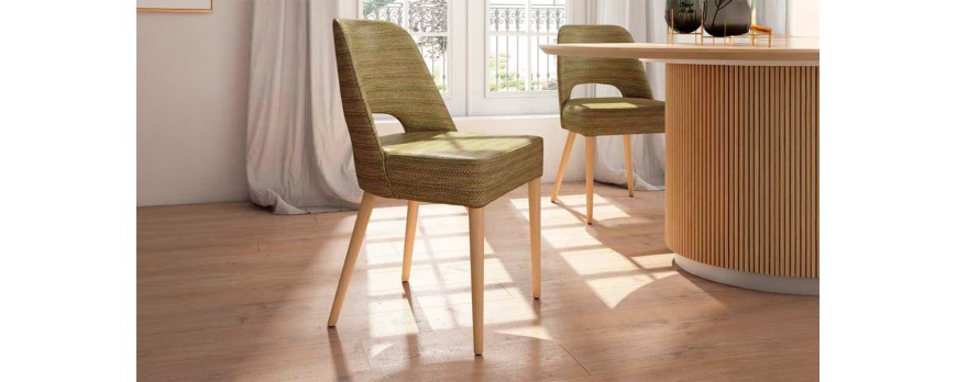 ¿Cómo mantener una silla de comedor tapizada en buen estado?