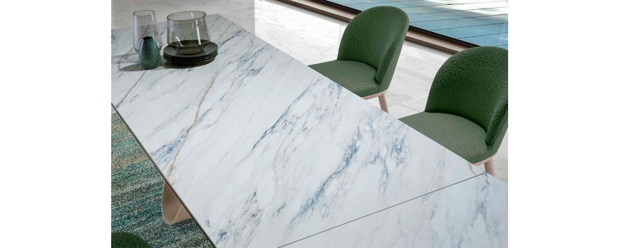 ¿Son resistentes las mesas de comedor en porcelánico?